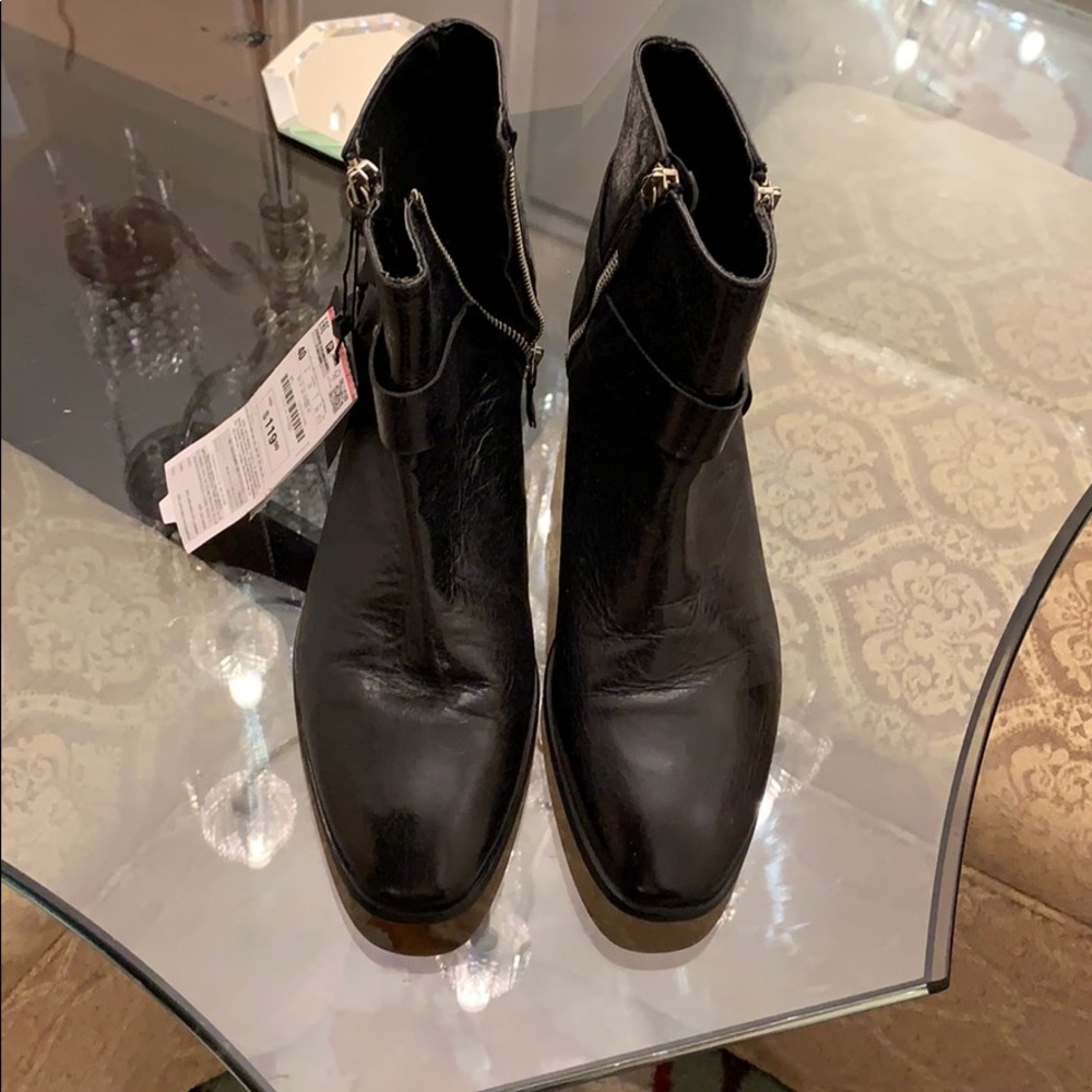 Ankle boots